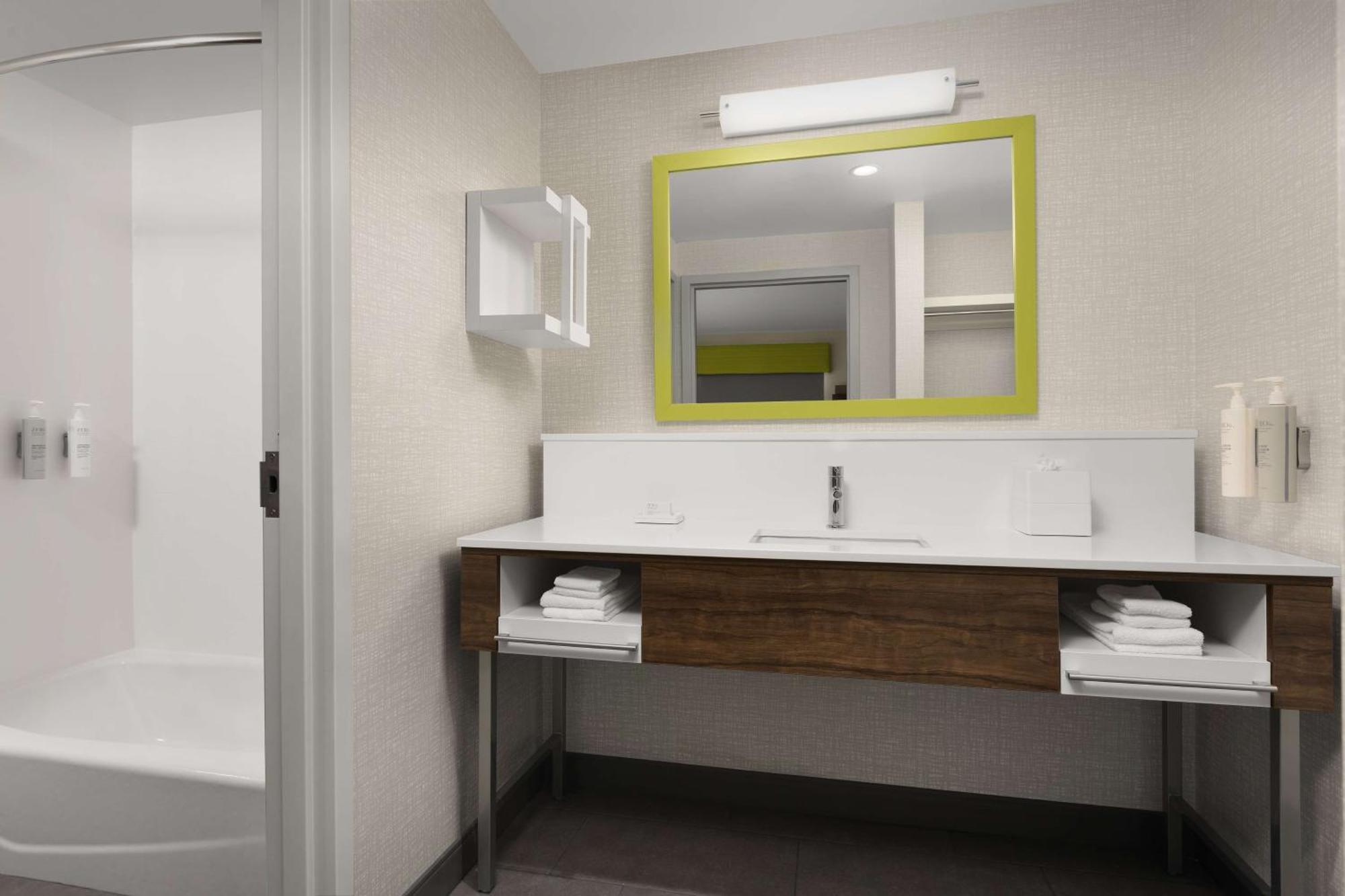 Hampton Inn & Suites Durham University Medical Center Zewnętrze zdjęcie